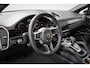 Porsche Cayenne Coupé 3.0 E-Hybrid 462pk Platinum Edition Luchtvering Leder Panoramadak Camera Navigatie Elektrisch bedienbare achterklep Apple Carplay/ Android Auto Sfeerverlichting Cruise control