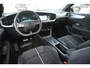 Opel Mokka-e GSE - Electric 280pk | Torsen Sperdifferentieel | Alcantara | Stoel/Stuuverwarming | Navigatie | Achteruitrijcamera | !!