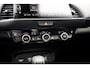 Honda Jazz 1.5 Full Hybrid Elegance Automaat | 8 jaar garantie | Premium Sunlight Silver Metallic | Stoelverwarming | Navigatie | Adaptieve cruisecontrol | PDC