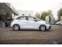 Honda Jazz 1.5 Full Hybrid Elegance Automaat | 8 jaar garantie | Premium Sunlight Silver Metallic | Stoelverwarming | Navigatie | Adaptieve cruisecontrol | PDC