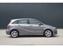 Mercedes-Benz B-klasse 180 Prestige - Trekhaak - Stoelverwarming - Navigatie - Blindspot - LED - Rijklaar