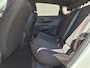 Hyundai i20 1.0 T-GDI N Line / Stuur- & Stoelverwarming / Achteruitrijcamera / Navigatie via Apple Carplay of Android Auto / Cruise control / Climate control / Lane assist /