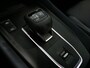 Nissan Qashqai 1.3 MHEV Xtronic Tekna *1.800KG Trekgewicht!* Panoramadak - Allseasons - Dakrails - Trekhaak! - Headup display