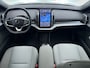 Volvo EX30 Cross Country P5 Long Range Plus Europa / Pine Interieur / Extra getint glas achter / Elektr. Stoelen / ACC / BLIS / Stoelverwarming /