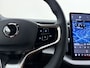 Volvo EX30 Cross Country P5 Long Range Plus Europa / Pine Interieur / Extra getint glas achter / Elektr. Stoelen / ACC / BLIS / Stoelverwarming /