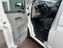 Volkswagen Transporter 2.0 TDI L2H1 Automaat Trekhaak 2500kg Airco Cruise controle Kastinrichting Omvormer Parkeersensor achter 2-Persoons Euro 5