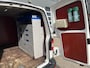 Volkswagen Transporter 2.0 TDI L2H1 Automaat Trekhaak 2500kg Airco Cruise controle Kastinrichting Omvormer Parkeersensor achter 2-Persoons Euro 5