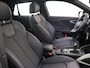 Audi Q2 35 TFSI S Edition 150 pk S-tronic | Navigatie | Panoramadak | Parkeersensoren achter | Autom. airco | Stoelverwarming | S-Line |