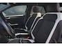 Volkswagen T-Roc 1.5TSi 150PK Sport | Trekhaak | Panoramadak | Apple Carplay |