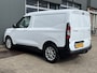Ford Transit Courier 1.0 EcoBoost Limited Benzine Automaat Airco Cruise controle Trekhaak 1000kg 2-Persoons Navigatiesysteem Apple carplay Bluetooth Schuifdeur Parkeersensoren voor en achter
