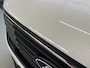 Ford Transit Courier 1.0 EcoBoost Limited Benzine Automaat Airco Cruise controle Trekhaak 1000kg 2-Persoons Navigatiesysteem Apple carplay Bluetooth Schuifdeur Parkeersensoren voor en achter