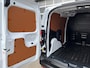 Ford Transit Courier 1.0 EcoBoost Limited Benzine Automaat Airco Cruise controle Trekhaak 1000kg 2-Persoons Navigatiesysteem Apple carplay Bluetooth Schuifdeur Parkeersensoren voor en achter