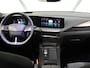 Opel Astra Electric 58 kWh 156PK Ultimate | 1ste eigenaar | AppleCarPlay/AndroidAuto | Schuifkanteldak | Head-Up Display | Navigatie | Adaptive Cruise Control | Keyless | AGR Stoelen | Stoel/Stuur/Voorruitverwarming | FULL LED | 360'Camera | Isofix | Privacy Glass |