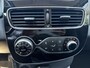Renault Clio 0.9 TCe Intens | Navi | Afn trekhaak | NL auto | Camera | half leder