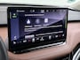 Skoda Enyaq iV 60 Panoramadak Trekhaak Leder Adap.Cruise Stoel+Stuur+Achterbankverwarming Camera 3-Zone Ecc SOH 90% Keyless Navi Pdc Elek.Achterklep Apple Carplay Android Auto P-Assist Privacy Glas Led Lmv 20" 1.000KG Trekgewicht 1e Eigenaar Origineel Nederlandse Auto Zeer compleet