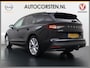Skoda Enyaq iV 60 Panoramadak Trekhaak Leder Adap.Cruise Stoel+Stuur+Achterbankverwarming Camera 3-Zone Ecc SOH 90% Keyless Navi Pdc Elek.Achterklep Apple Carplay Android Auto P-Assist Privacy Glas Led Lmv 20" 1.000KG Trekgewicht 1e Eigenaar Origineel Nederlandse Auto Zeer compleet