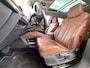 Skoda Enyaq iV 60 Panoramadak Trekhaak Leder Adap.Cruise Stoel+Stuur+Achterbankverwarming Camera 3-Zone Ecc SOH 90% Keyless Navi Pdc Elek.Achterklep Apple Carplay Android Auto P-Assist Privacy Glas Led Lmv 20" 1.000KG Trekgewicht 1e Eigenaar Origineel Nederlandse Auto Zeer compleet