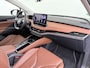 Skoda Enyaq iV 60 Panoramadak Trekhaak Leder Adap.Cruise Stoel+Stuur+Achterbankverwarming Camera 3-Zone Ecc SOH 90% Keyless Navi Pdc Elek.Achterklep Apple Carplay Android Auto P-Assist Privacy Glas Led Lmv 20" 1.000KG Trekgewicht 1e Eigenaar Origineel Nederlandse Auto Zeer compleet
