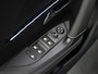 Peugeot e-2008 EV GT Avantage 54 kWh | 1ste eigenaar | AppleCarPlay/AndroidAuto | Climate Control | Adaptief Cruise Control | 360'Camera | FULL LED | LMV | Parkeersensoren | Privacy Glass | Isofix | Two-Tone | Sfeerverlichting |