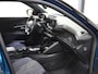 Peugeot e-2008 EV GT Avantage 54 kWh | 1ste eigenaar | AppleCarPlay/AndroidAuto | Climate Control | Adaptief Cruise Control | 360'Camera | FULL LED | LMV | Parkeersensoren | Privacy Glass | Isofix | Two-Tone | Sfeerverlichting |