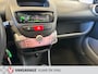 Peugeot 107 1.0-12V XS Automaat-5 Deurs-Electrisch pakket ramen en vergrendeling-Lichtmetaal met 4 seizoensbanden.