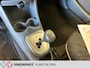 Peugeot 107 1.0-12V XS Automaat-5 Deurs-Electrisch pakket ramen en vergrendeling-Lichtmetaal met 4 seizoensbanden.