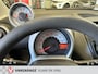 Peugeot 107 1.0-12V XS Automaat-5 Deurs-Electrisch pakket ramen en vergrendeling-Lichtmetaal met 4 seizoensbanden.