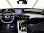 Peugeot e-5008 Allure Long Range 97 kWh 230PK 7p | 1ste eigenaar | AppleCarplay/AndroidAuto | Stoel/StuurVerwarming | Rondomzicht camera | LED | Keyless | Navigatie | Adaptieve Cruise Control | 7-zits | Warmtepomp | Privacy Glass | Isofix | Parkeersensoren |