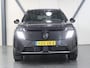 Peugeot e-5008 Allure Long Range 97 kWh 230PK 7p | 1ste eigenaar | AppleCarplay/AndroidAuto | Stoel/StuurVerwarming | Rondomzicht camera | LED | Keyless | Navigatie | Adaptieve Cruise Control | 7-zits | Warmtepomp | Privacy Glass | Isofix | Parkeersensoren |
