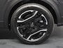 Peugeot e-5008 Allure Long Range 97 kWh 230PK 7p | 1ste eigenaar | AppleCarplay/AndroidAuto | Stoel/StuurVerwarming | Rondomzicht camera | LED | Keyless | Navigatie | Adaptieve Cruise Control | 7-zits | Warmtepomp | Privacy Glass | Isofix | Parkeersensoren |