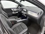 Mercedes-Benz GLA 250 e 140 Year Edition | Premium Plus pakket | Nightpakket | Parkeerpakket met 360°-camera | Trekhaak | Panoramaschuifdak | 20” tien-dubbelspaaks AMG velgen |