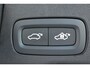 Volvo XC60 T6 Plug-in hybrid AWD Plus Dark | Elektrisch glazen panorama-dak | Rondomzicht camera | Trekhaak elektrisch uitklapbaar | Elektrisch verstelbare voorstoelen met geheugen | Adaptieve cruise control | Google services | Apple Carplay & Android Auto | Dodehoek detectie | Lederen bekleding | Keyless Entry | Stoel- en stuurverwarming |