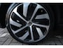 Volkswagen Arteon Shooting Brake 1.4 TSI eHybrid R-Line | Memory | Standkachel | El.Haak | 360 | ACC | Blis | Matrix | Keyless | Massage | Leer | Stuur/Stoelverwarming