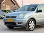 Ford Fusion 1.6-16V Futura/ LM VELGEN