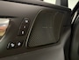 Volvo XC60 T6 AWD Recharge Plus Dark Long Range | Trekhaak | Harman Kardon | Adaptieve Cruise Control | Stoelverwarming voor+achter | Stuurwielverwarming | Parkeercamera | Full LED Meesturende koplampen | Pilot Assist | Elektrische voorstoelen geheugen | R-Design Contour stoelen met wit stiksel en bies | Zitting verlenging voorstoelen | Schuifdak | Google Infotainment | 19 Inch | Keyless Drive | Parkeersensoren voor+achter | Privacy Glass | DAB Radio | Apple Carplay/Android Auto | Draadloos telefoon opladen | Volvo On Call met mobiele App functie | Onyx Black Metallic |