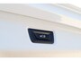 BMW 3-Serie Touring 330e | SOH 93 % | Adap. Cruise | Elek.Trekhaak | Stoel-/Stuurverwarming | Carplay