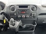 Renault Master L3H2 T35 dCi Personenvervoer Rolstoelvervoer 9-Persoons Rolstoellift Airco Cruise controle Achterruitrijcamera Telefoonverbinding Dealer onderhouden Euro 6