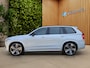Volvo XC90 2.0 T8 Recharge AWD Ultimate Dark | Trekhaak | Luchtvering | Bowers&Wilkins | HUD | 360 Cam | Pano