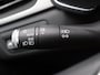 Renault Captur TCe 100pk Intens | Climate Control | Bose audio| Parkeersensoren achter | Lichtmetalen velgen | Navigatie met Apple Carplay & Android Auto |