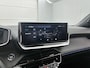 Peugeot e-2008 EV GT Avantage 54 kWh | Elektrische Bestuurdersstoel | Stoelverwarming | Navigatie | Voor + Achter Camera | Apple Carplay/Android Auto |