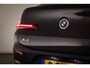 BMW X4 xDrive20i Business Edition Plus | PANORAMADAK | HEAD UP | HOUTAFWERKING | STUURVERWARMING | 19"