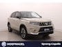 Suzuki Vitara 1.4 Boosterjet Style Smart Hybrid | Trekhaak | Schuifdak | Camera | Adapative Cruise | Navigatie | CarPlay |
