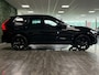 Volvo XC60 T8 AWD Recharge Ultra Black Edition | Bowers & Wilkins | Luchtvering | Trekhaak | 360° Camera | 455pk | Head-Up Display | Adaptieve Cruise Control | Stoelverwarming voor+achter | Stuurwielverwarming | Schuifdak | Full LED Meesturende koplampen | Pilot Assist | BLIS Dode Hoek Detectie | Elektrische voorstoelen geheugen | R-Design Contour stoelen met wit stiksel en bies | Zitting verlenging voorstoelen | Lederen dashboard | 21 Inch | Google Infotainment | Keyless Drive | Elektrisch bedienbare achterklep | DAB Radio | Apple Carplay/Android Auto | Alarm Klasse III | Draadloos telefoon opladen | Volvo On Call met mobiele App functie | Onyx Black Metallic |
