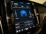 Volvo XC60 T8 AWD Recharge Ultra Black Edition | Bowers & Wilkins | Luchtvering | Trekhaak | 360° Camera | 455pk | Head-Up Display | Adaptieve Cruise Control | Stoelverwarming voor+achter | Stuurwielverwarming | Schuifdak | Full LED Meesturende koplampen | Pilot Assist | BLIS Dode Hoek Detectie | Elektrische voorstoelen geheugen | R-Design Contour stoelen met wit stiksel en bies | Zitting verlenging voorstoelen | Lederen dashboard | 21 Inch | Google Infotainment | Keyless Drive | Elektrisch bedienbare achterklep | DAB Radio | Apple Carplay/Android Auto | Alarm Klasse III | Draadloos telefoon opladen | Volvo On Call met mobiele App functie | Onyx Black Metallic |
