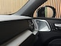 Volvo XC60 T8 AWD Recharge Ultra Black Edition | Bowers & Wilkins | Luchtvering | Trekhaak | 360° Camera | 455pk | Head-Up Display | Adaptieve Cruise Control | Stoelverwarming voor+achter | Stuurwielverwarming | Schuifdak | Full LED Meesturende koplampen | Pilot Assist | BLIS Dode Hoek Detectie | Elektrische voorstoelen geheugen | R-Design Contour stoelen met wit stiksel en bies | Zitting verlenging voorstoelen | Lederen dashboard | 21 Inch | Google Infotainment | Keyless Drive | Elektrisch bedienbare achterklep | DAB Radio | Apple Carplay/Android Auto | Alarm Klasse III | Draadloos telefoon opladen | Volvo On Call met mobiele App functie | Onyx Black Metallic |