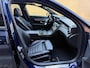 Mercedes-Benz C-klasse Estate 180 Business Solution AMG | Panoramadak | Trekhaak elektrisch wegklapbaar | Distronic | Camera | Sportstoelen | Lederen bekleding | Stoelverwarming | Navigatie | Apple CarPlay | 19 inch velgen | Sfeerverlichting | Elektrische achterklep | LED | Volledig dealeronderhouden