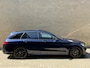 Mercedes-Benz C-klasse Estate 180 Business Solution AMG | Panoramadak | Trekhaak elektrisch wegklapbaar | Distronic | Camera | Sportstoelen | Lederen bekleding | Stoelverwarming | Navigatie | Apple CarPlay | 19 inch velgen | Sfeerverlichting | Elektrische achterklep | LED | Volledig dealeronderhouden