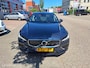 Volvo V60 2.0 B3 INSCRIPTION / TREKHAAK • PANORAMADAK • MEM. STOEL •