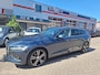 Volvo V60 2.0 B3 INSCRIPTION / TREKHAAK • PANORAMADAK • MEM. STOEL •