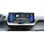 Peugeot e-2008 EV GT Pack 50 kWh 136 PK | Panorama Dak | Alcantara | Stoel verwarming | Navigatie | Adaptieve Cruise Control